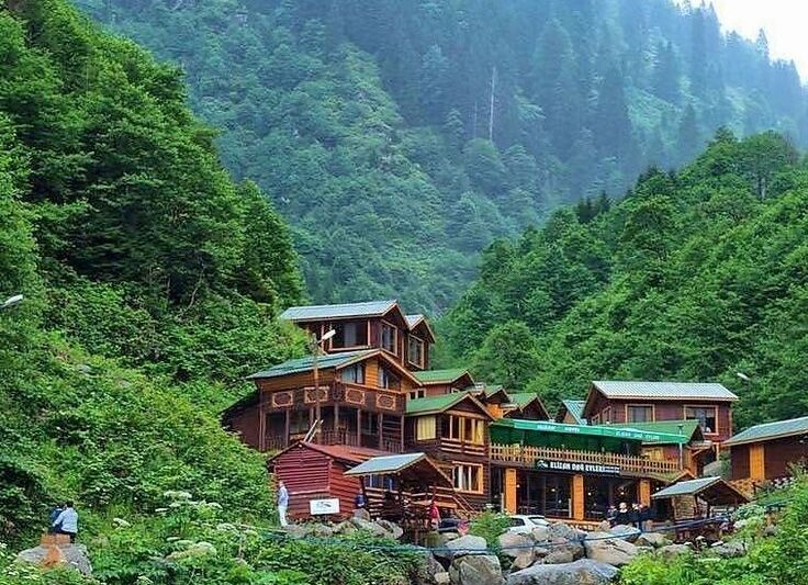 BÜYÜK KARADENİZ TURU 27 EYLÜL - 3 EKİM 2026 5 GECE OTEL 1 GECE BATUM KONAKLAMALI